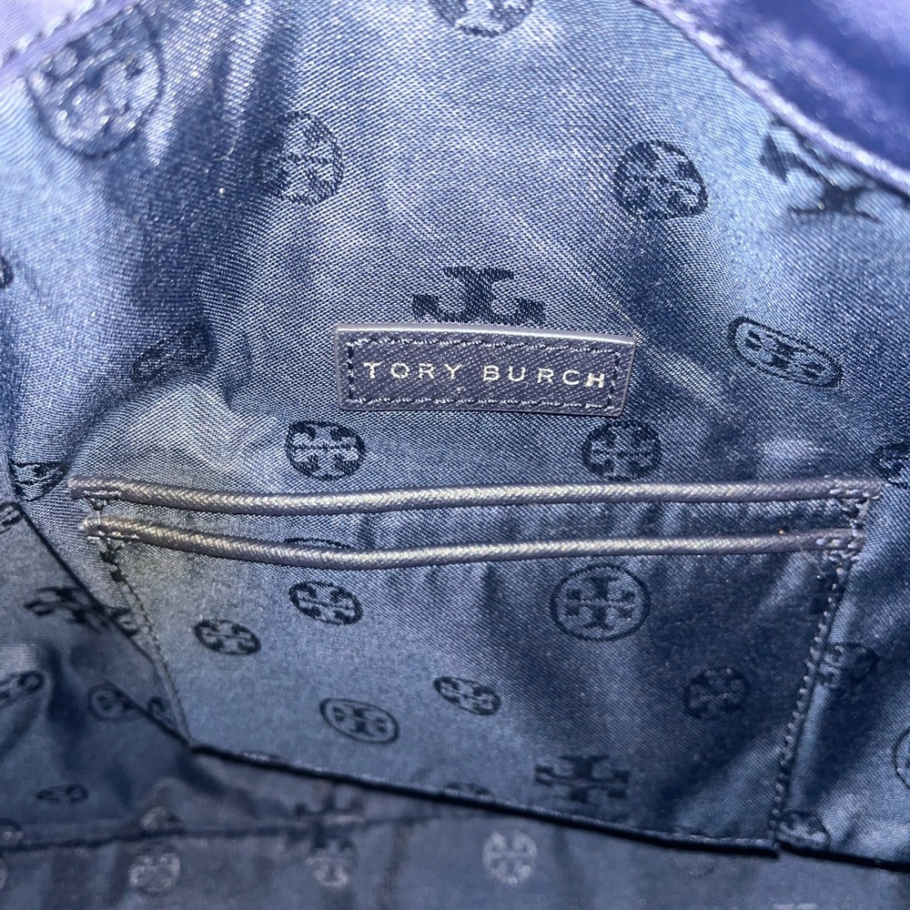Tory Burch Navy Ella PACKABLE Tote - Picture 7 of 8
